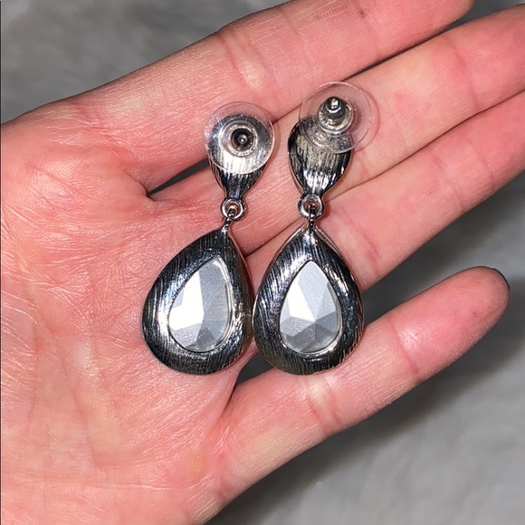 Aldo clear crystal teardrop earrings - Picture 4 of 4
